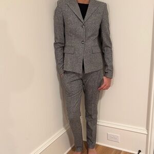 Heather grey black 00 theory pant suit